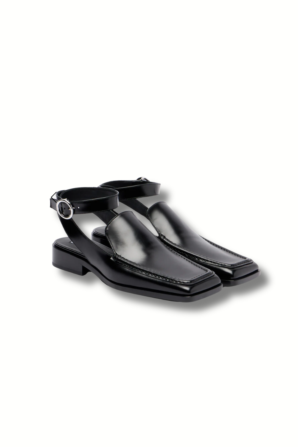 Chaussures cuir noir Alaïa ballerines mocassins et mules élégantes pour look chic femme minimaliste et tenue de bureau